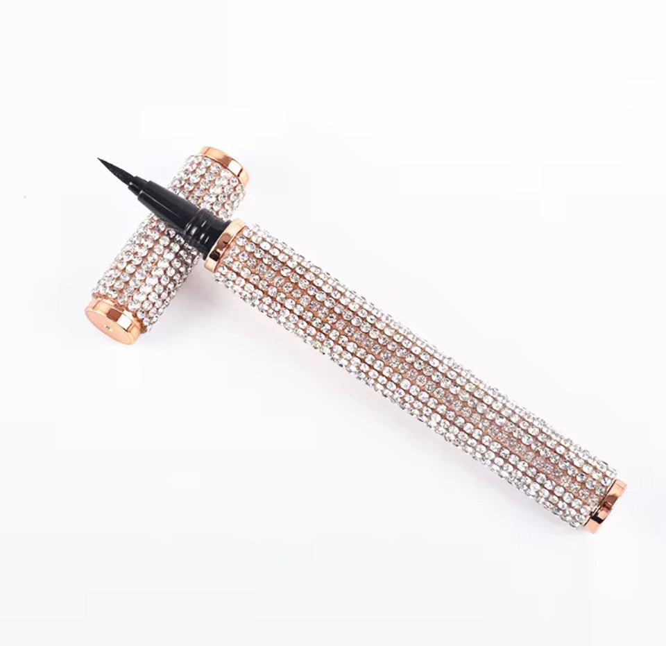 ✨ Eye-liner Strass Waterproof Aix’elles – Longue Tenue & Trait Précis